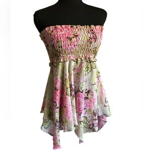 5/25$ ✨ Floral Tube Top